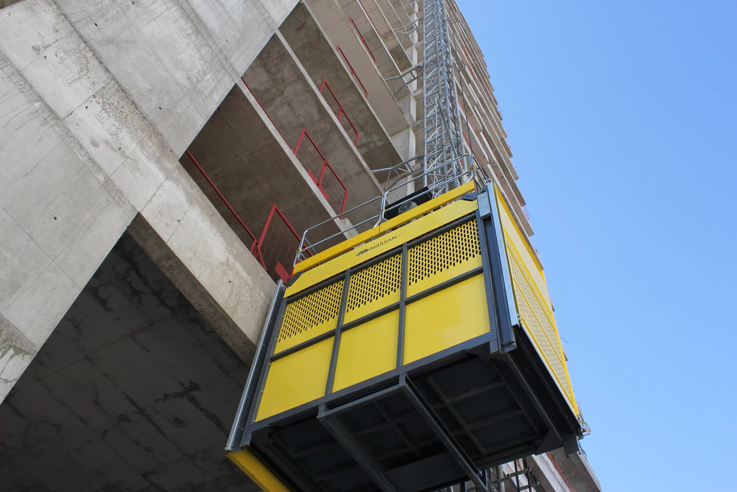 MKS Acrobat 2000